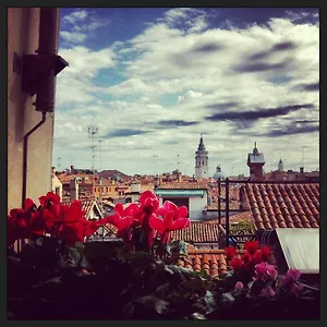 Lion Rooftop Novita' , Venice Italy
